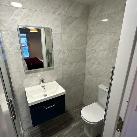 فندق مبيت وإفطار Mary Mullen's Eyre Square. غالواي