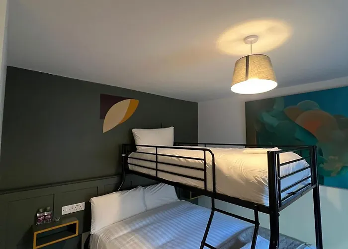 Mary Mullen's Eyre Square. Bed & Breakfast 3*